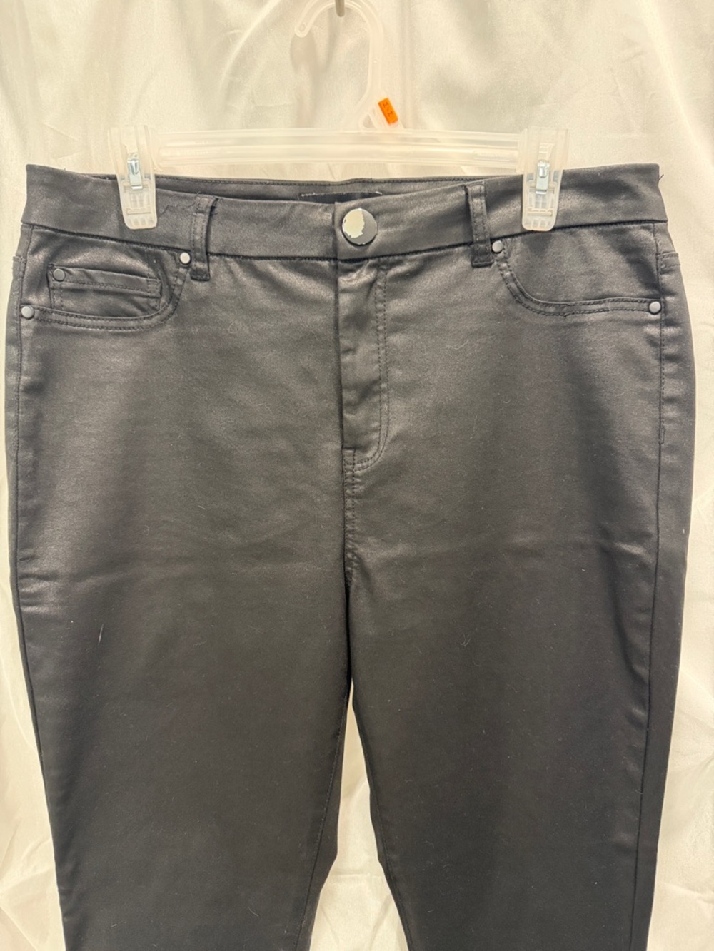 Le Chateau Women's Black Pants - Picture 4 of 12